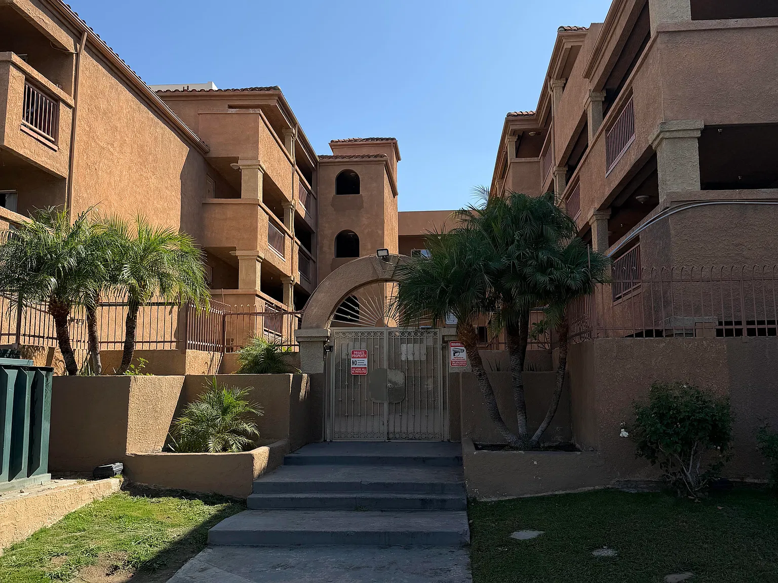 1507 Durant — Photo 1
