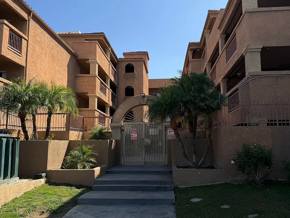 1507 Durant