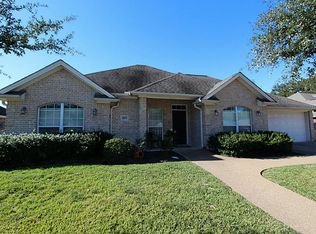 4105 Settlers Way, Bryan, TX 77808