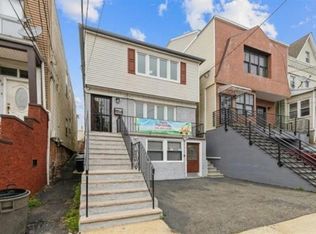 260 Hutton St, Jersey City, NJ 07307