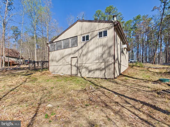 187 Shawnee Trl, Hedgesville, WV 25427