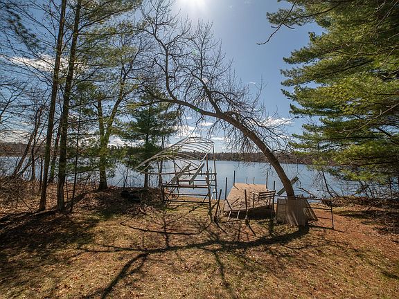 3rd image of 21550 Bluegill Rd