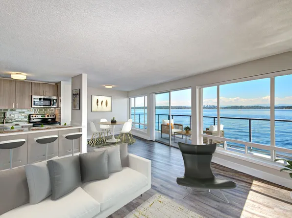 Lakefront on Washington