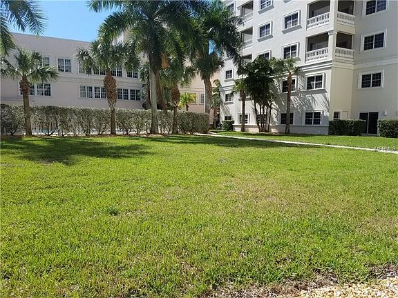 5th image of 3730 Cadbury Cir APT 100