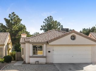 7122 Knoll View Dr, Paradise, NV 89119