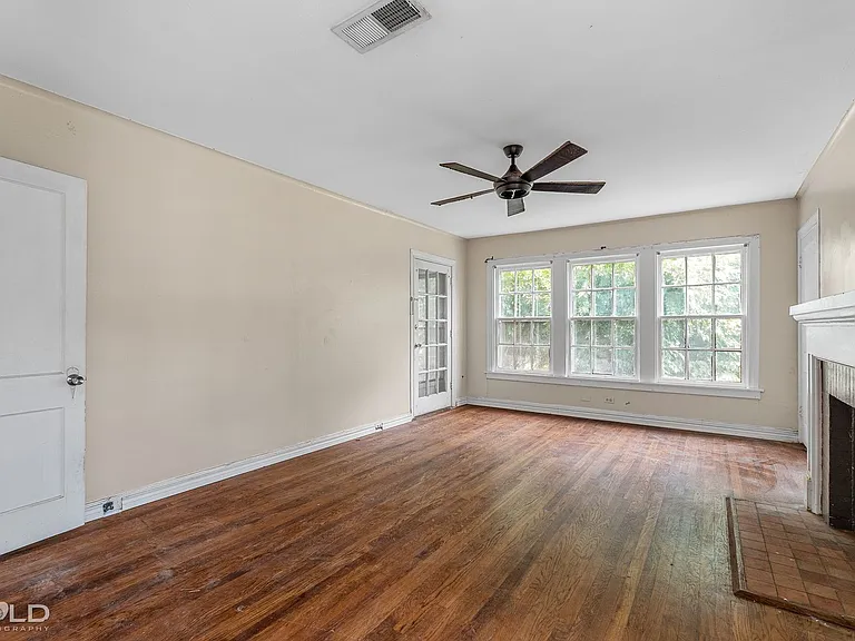 234 Boulevard St — Photo 10