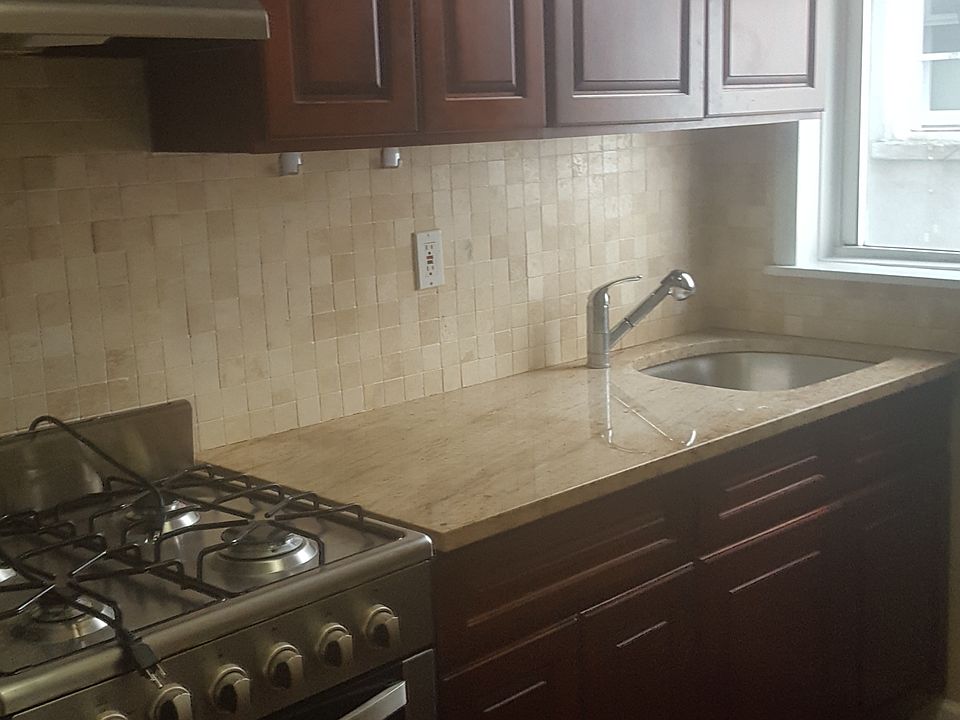 1st image of 4311 31st Ave