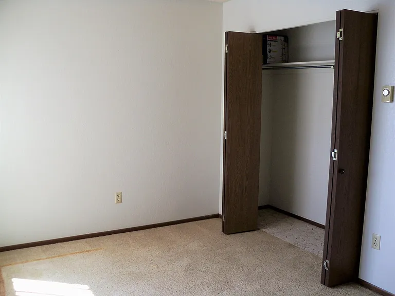 18 Almadin Ln #D — Photo 7