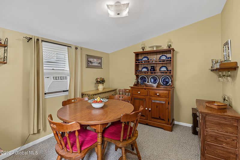 3rd image of 2713 Little Troy Road