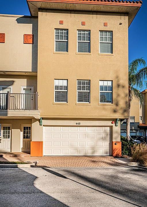 1st image of 643 Blue Taverna Ln