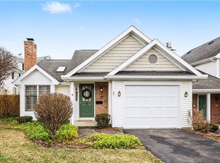 37 Genesee View Trl, Rochester, NY 14623