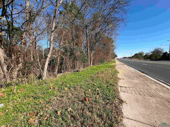 2209 W Marshall Ave, Longview, TX 75604