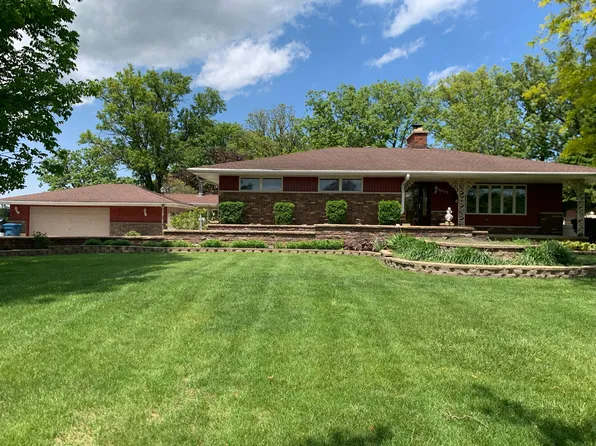 9053 Henry St, Dyer, IN 46311