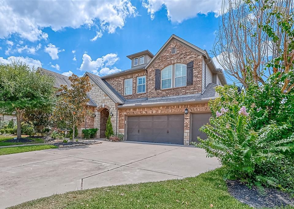 1st image of 10323 Hatcher Dr
