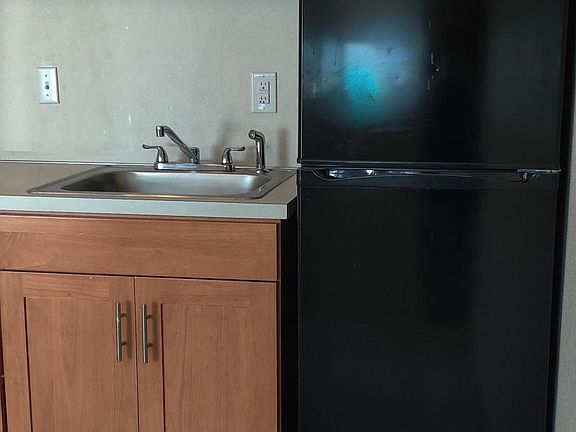 5th image of 2924 Nassau St #C