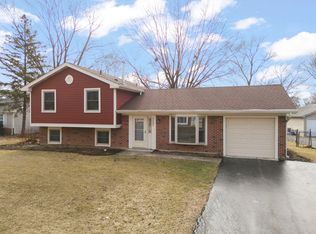 127 Monticello Cir, Bolingbrook, IL 60440