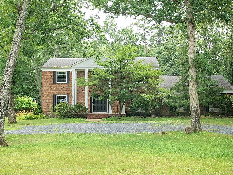 1st image of 60 Carasaljo Dr