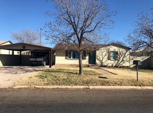 103 SW 11th St, Seminole, TX 79360