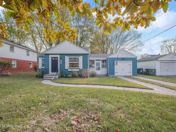 2210 Glenview Dr, Maumee, OH 43537