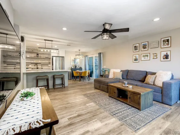 8930 Fletcher Valley Dr, Santee, CA 92071