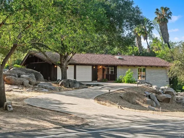 16522 Orchard Bend Rd, Poway, CA 92064