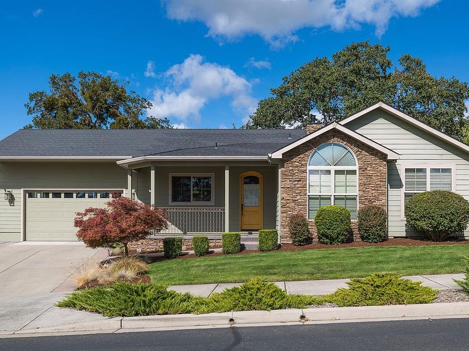 1st image of 100 Greenmoor Dr