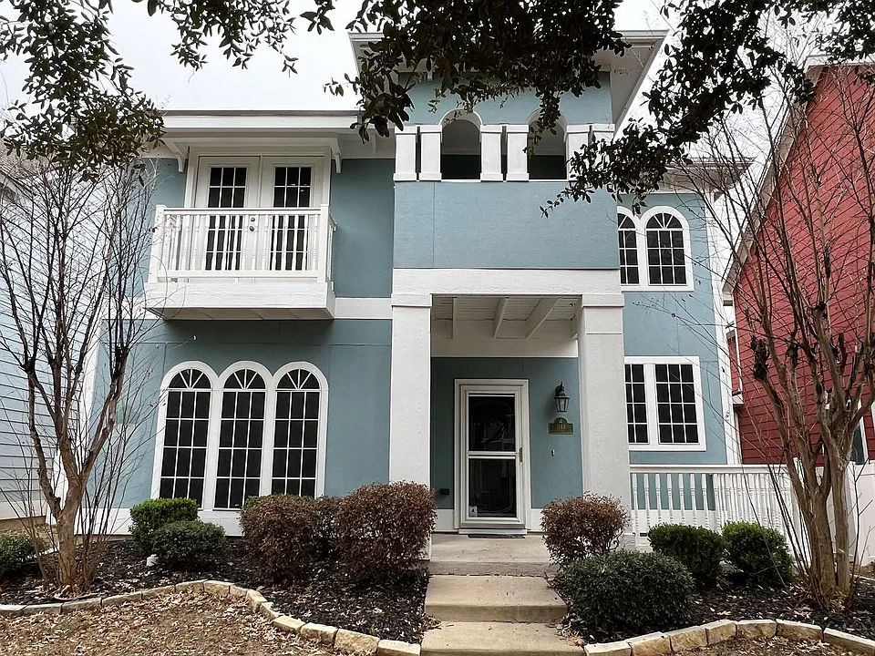 1149 King George Ln