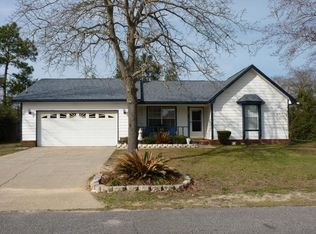 606 Moss Dr, Crestview, FL 32536