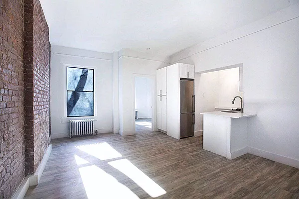 Rented by Bohemia Realty Group | media 8