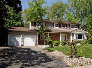 7 Boston Post Rd, East Brunswick, NJ 08816