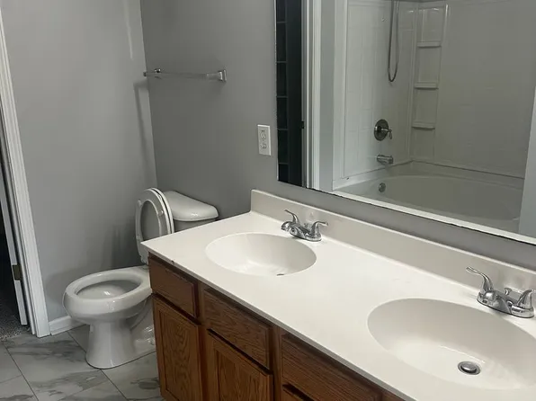 1426 Pinethicket Dr, Summerville, SC 29486
