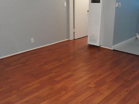 2nd image of 7025 Sepulveda Blvd #2
