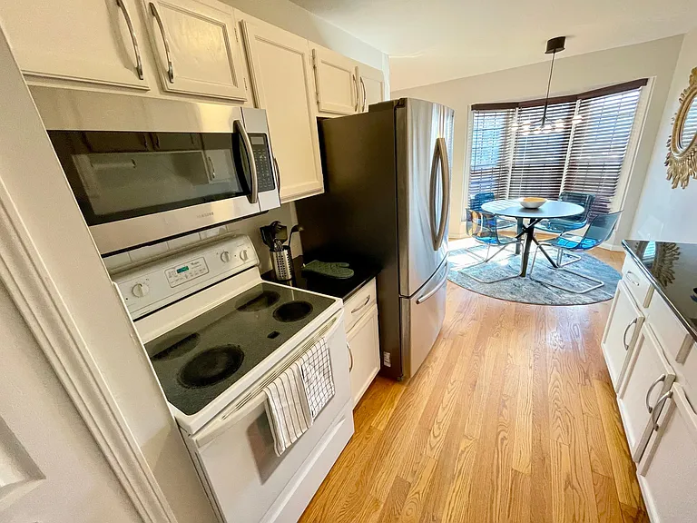 38888 Country Cir #17 — Photo 6