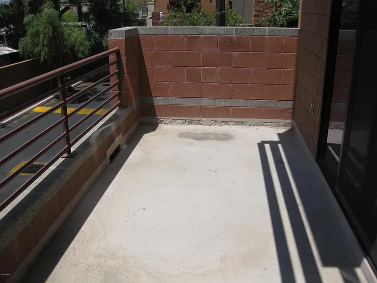 330 S Farmer Ave #126 — Photo 21