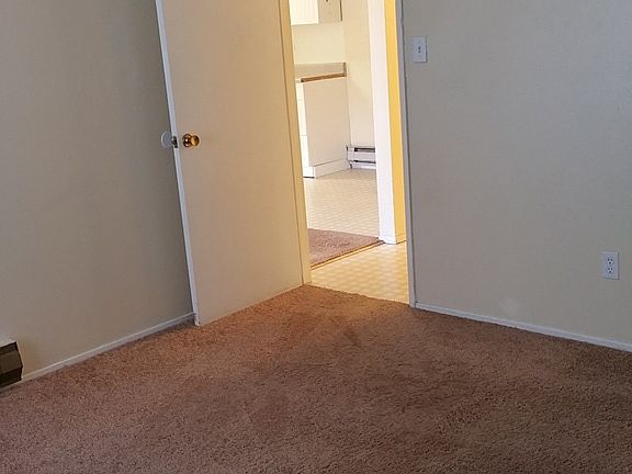 5th image of 1625 Park Lane #76