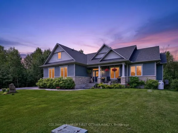 193 Maggies Cres, Beckwith, ON K7C 0C4