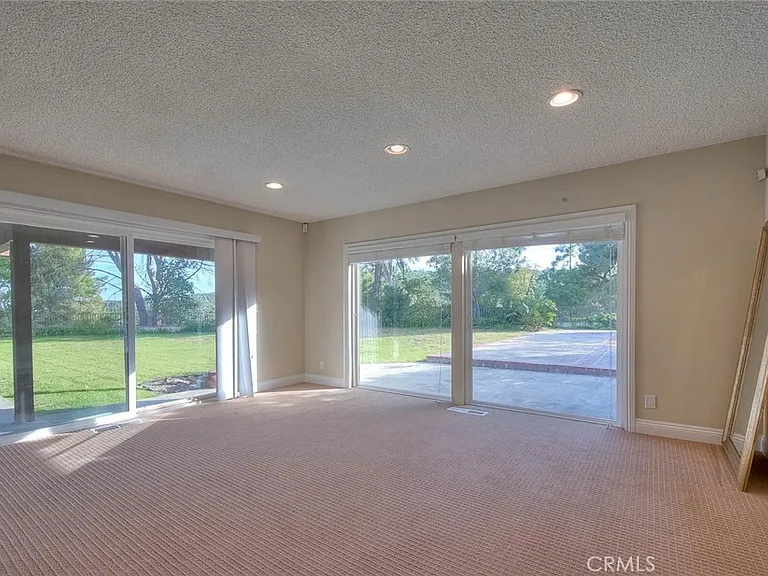 16612 Park Lane Cir — Photo 28