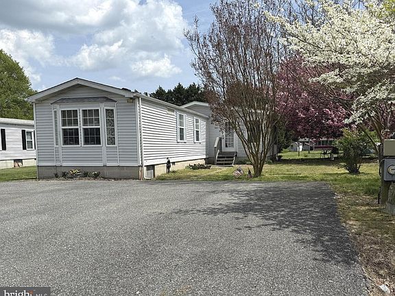2nd image of 25877 Lingo Ln #4