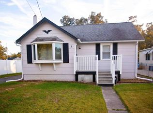 8 E Greenwood Ave, Villas, NJ 08251