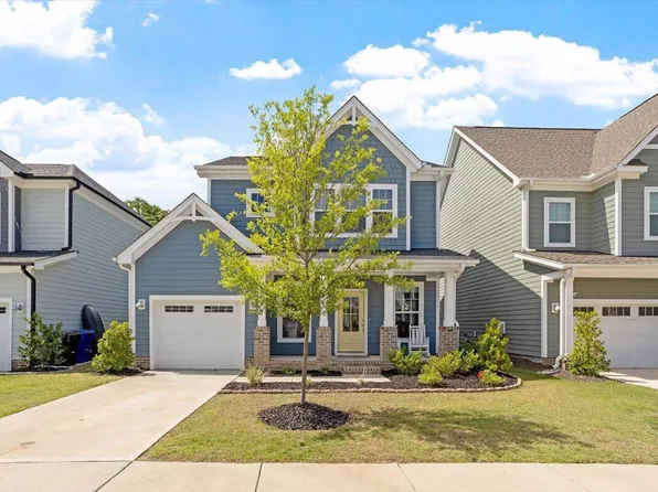 158 Retreat Dr, Fuquay Varina, NC 27526