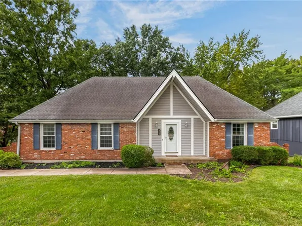 609 Nashua Rd, Liberty, MO 64068
