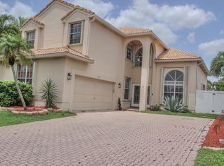 3405 Greenview Ter E, Pompano Beach, FL 33063