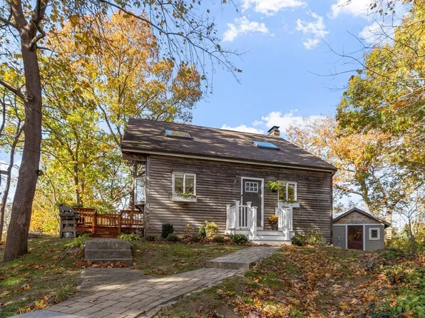 200 Westminster Rd, Weymouth, MA 02189