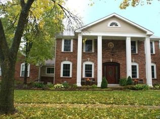 14831 Pleasant Ridge Ct, Chesterfield, MO 63017