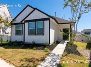 350 Fabion St, Kyle, TX 78640