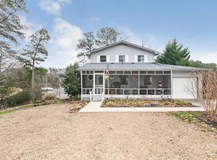 810 Holly Harbor Rd, Reedville, VA 22539