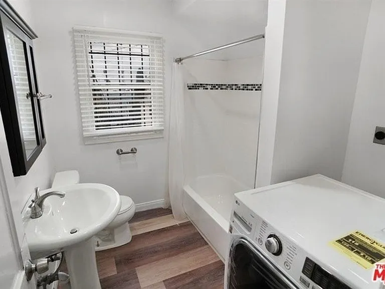 115 - 119 N Catalina St — Photo 5