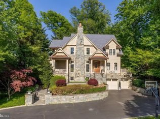 8819 Chalon Dr, Bethesda, MD 20817