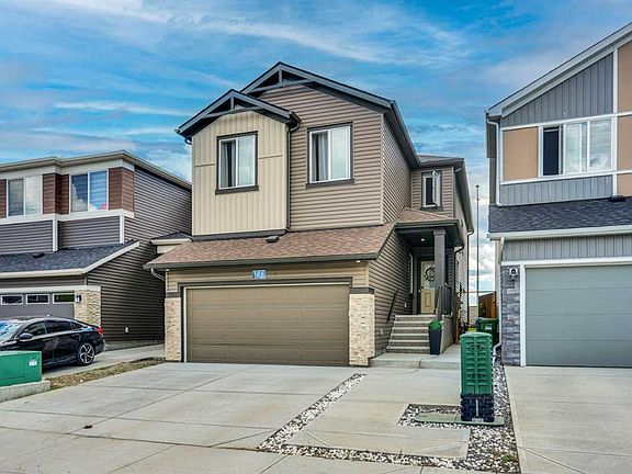 3rd image of 106 N Amblehurst Way NW