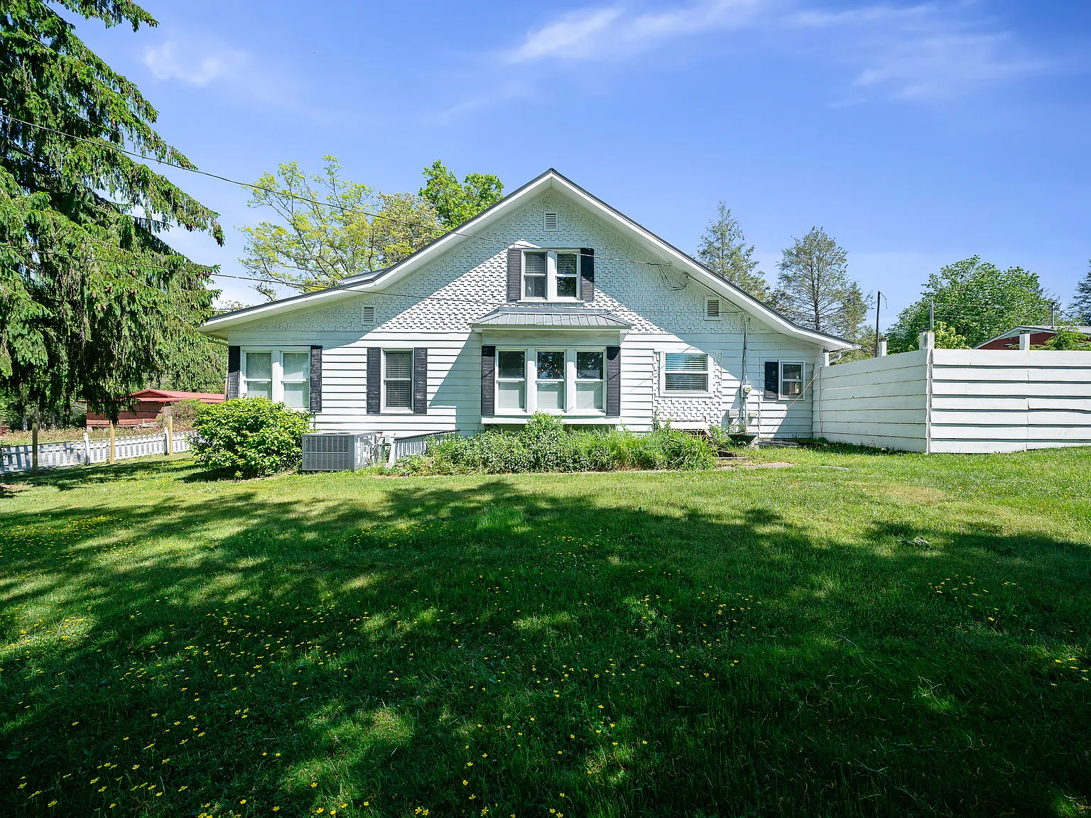 490 Cranberry St — Photo 4